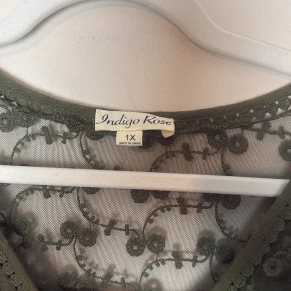 Indigo Rose Dark Army Green Dress with Floral Lace Detail Size 1X - Picture 2 of 6